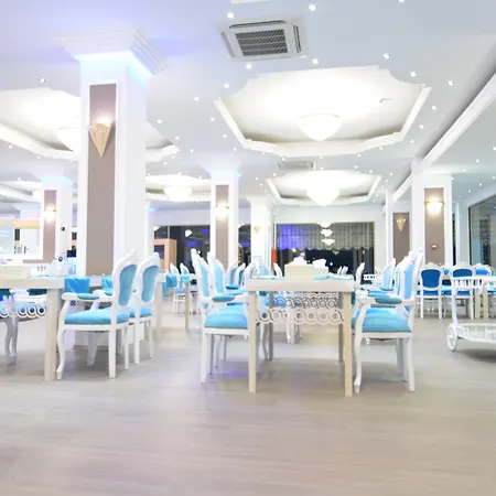 Отель Phoenicia Luxury 4*
