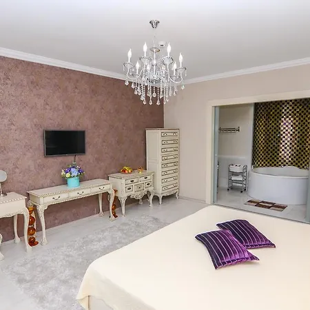 Отель Phoenicia Luxury Нэводари