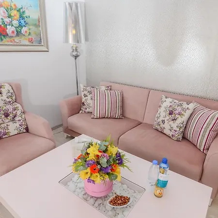Отель Phoenicia Luxury 4*